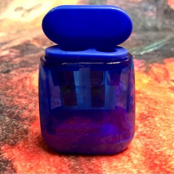 💜 Three Pencil Sharpeners - Picture 8 of 14